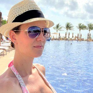 Meet your Posher, Amy